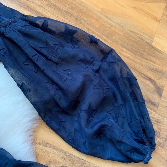 Romeo + Juliet Couture Blue Star Blouse Sz Small - Picture 4 of 7
